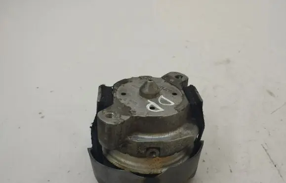 Bentley Flying Spur Engine mount bracket 3W0199381Q