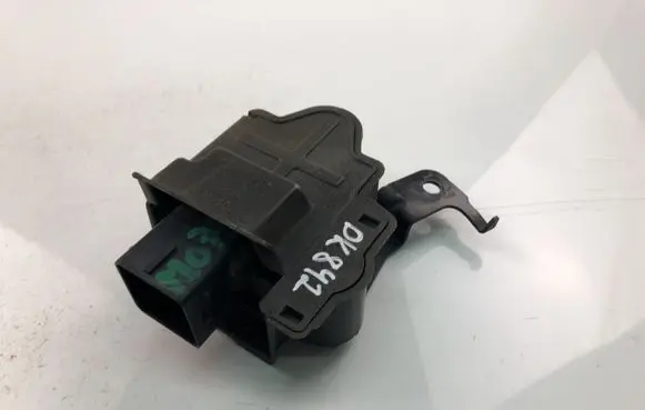 Peugeot 208 Other control units/modules 9801808680