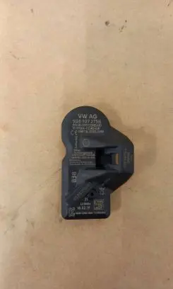Porsche Cayenne (9Y0 9Y3) Tire pressure sensor 5Q0907275