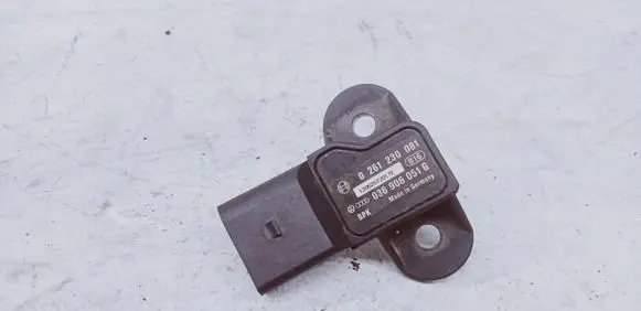 Audi A4 S4 B8 8K Air pressure sensor 036906051G 0261230081