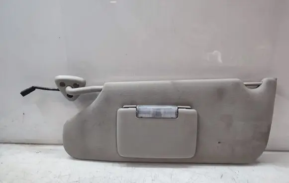 Chrysler 300 - 300C Sun visor