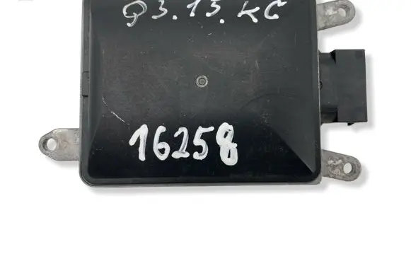 Audi Q3 8U Blind spot module 8U0907568F