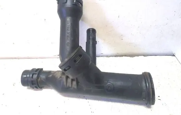 Audi A4 S4 B9 Brake vacuum hose/pipe 04L121026R