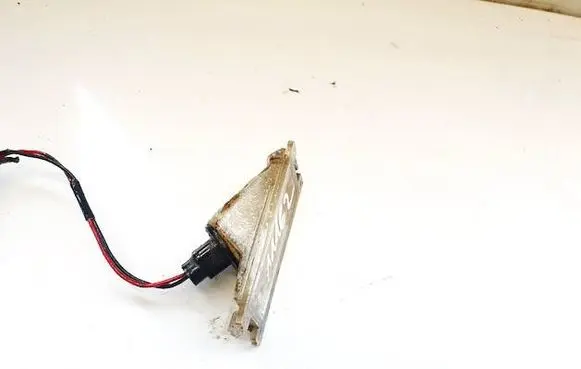 Dodge Caliber Number plate light 