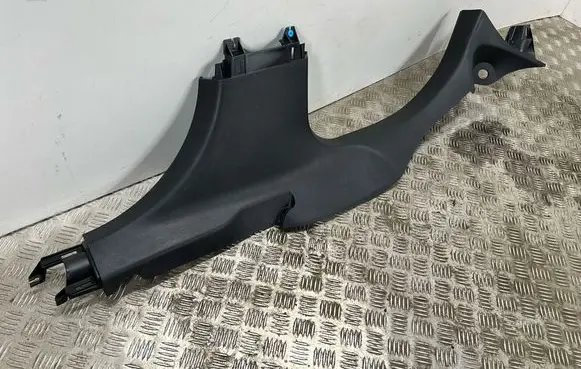 Dodge Hornet (B) pillar trim (bottom) 156162223 7MT18LXHAA