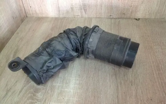 KIA Sorento Air intake duct part 282003E600