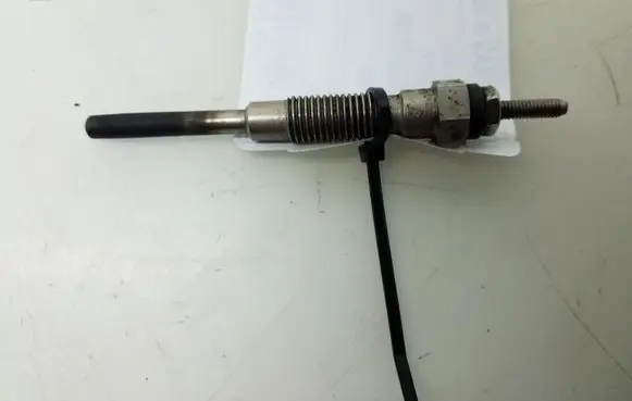 Toyota RAV 4 (XA20) Glow plug 8734320010