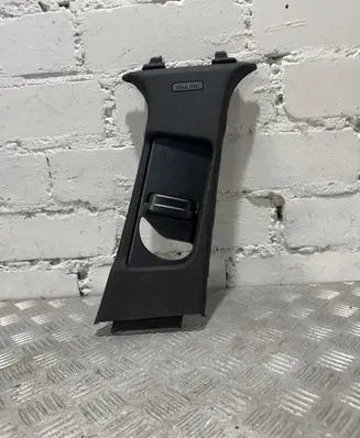Mercedes-Benz C W204 (B) pillar trim (top) A2046900225