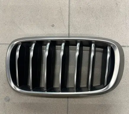 BMW X6 F16 Front bumper upper radiator grill 51137349387