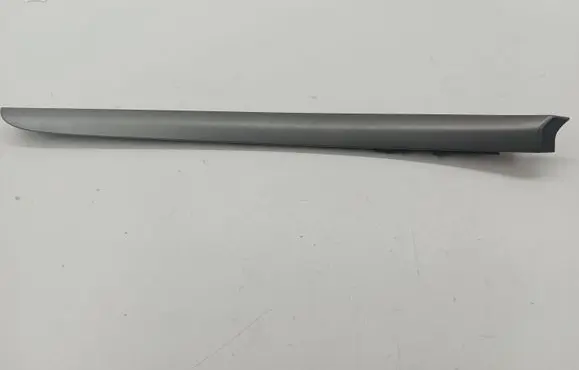 Toyota Avensis T250 Front door trim bar 67711