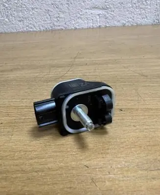 Toyota Corolla E210 E21 Airbag deployment crash/impact sensor 8983A02021 D8670