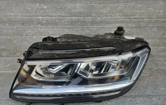 Volkswagen Tiguan Headlight/headlamp 030110123112 5NB941035D