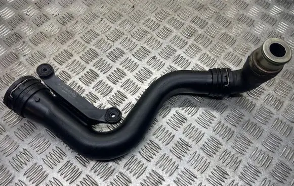 Volkswagen Touran I Intercooler hose/pipe 1K0145762P