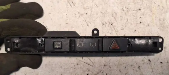 Chrysler Voyager Hazard light switch 04685925AC 74675260 203730747