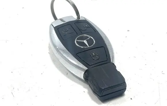 Mercedes-Benz S W221 Ignition key/card 