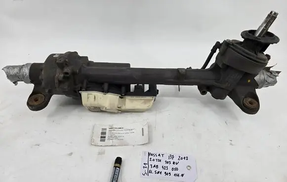 Volkswagen PASSAT B7 Steering rack 3AB423050 5N1909144N