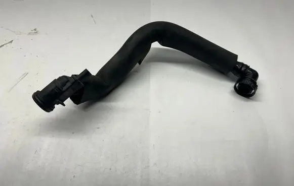 BMW 4 F36 Gran coupe Breather hose/pipe 7623745 11157623745