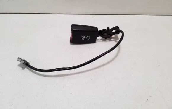 Rear seatbelt buckle
