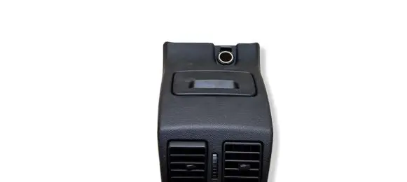 Rear air vent grill