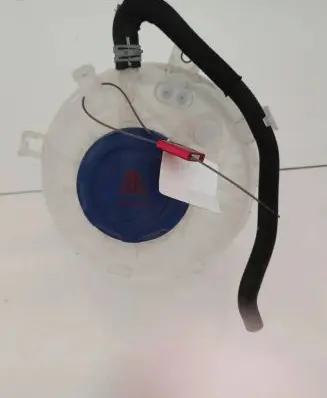 Audi e-tron Coolant expansion tank/reservoir cap 4KE121405A