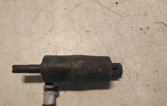Volvo V50 Headlight washer pump 5W9313K082AA