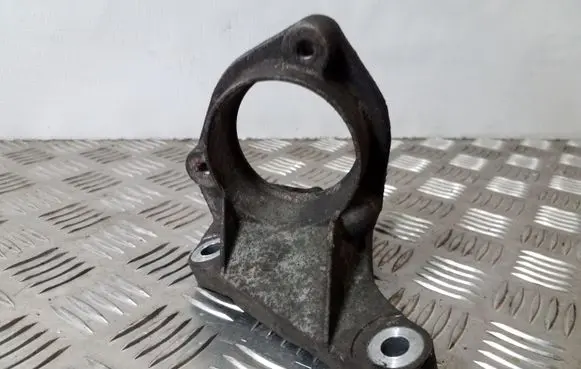 Opel Astra J Driveshaft support bearing bracket 13219107