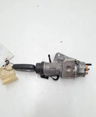Volkswagen Polo IV 9N3 Ignition lock 4B0905851Q