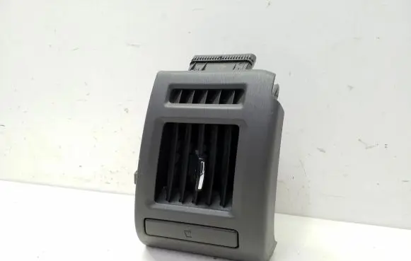 Toyota Prius+ (ZVW40) Dashboard side air vent grill/cover trim 5562047052 GN62111940 5568647080