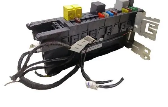 Mercedes-Benz C W203 Central body control module 2035453101KAS 2035453101