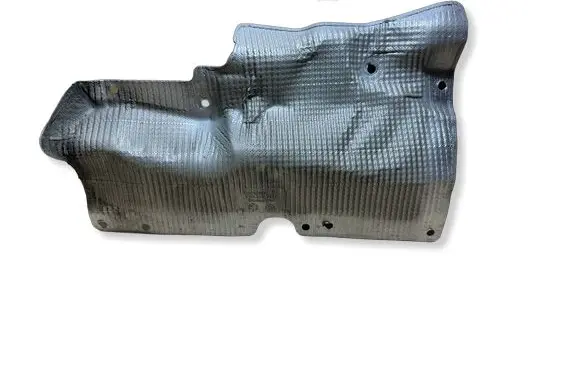 Audi Q7 4M Exhaust heat shield 4M0825691F