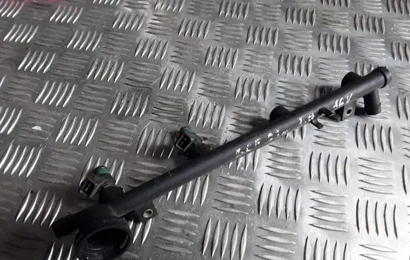 Renault Scenic I Fuel main line pipe 7700112777 2339B08997