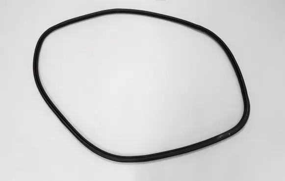 Volvo S90, V90 Front door rubber seal 31693618
