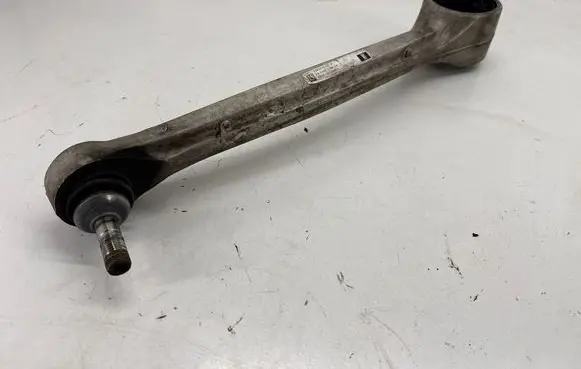 Tesla Model X Front lower control arm/wishbone 104157000A