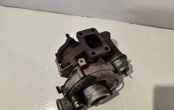 Volvo S80 Turbo 074145701J B1511748