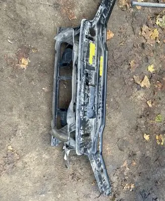 Volvo V70 Top upper radiator support slam panel