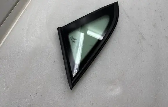 Volkswagen ID.4 Rear side window 11A845041