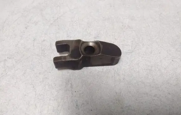 Hyundai Santa Fe Fuel Injector clamp holder