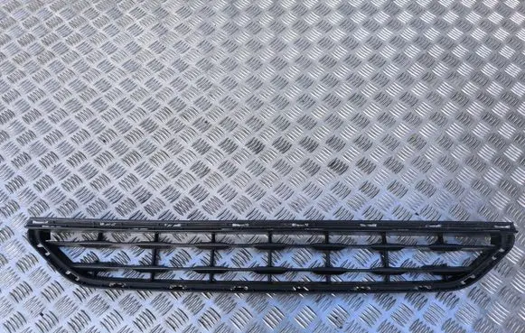 Volvo XC90 Front bumper lower grill 31399266