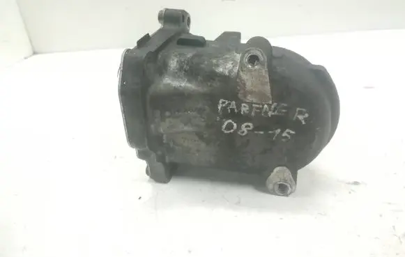 Peugeot Partner EGR valve cooler PLH19205A