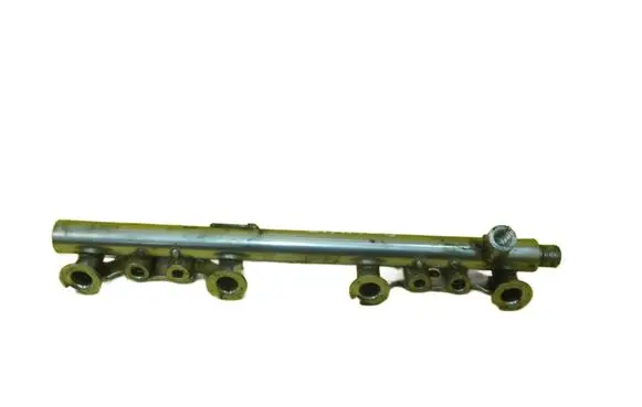 Nissan Pulsar Fuel line pipe 175226637R