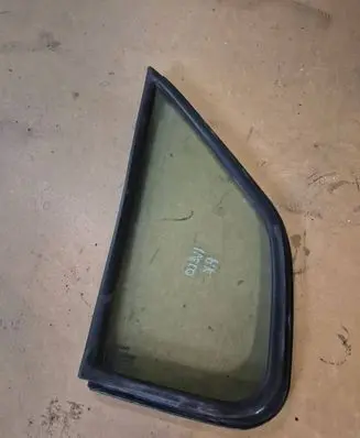 Iveco Daily 35 - 40.10 Front door window glass four-door 43R00048