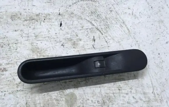 Renault Espace - Grand espace IV Quarter vent window switch 8200012127