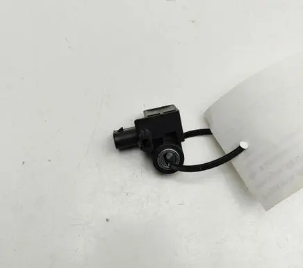 Land Rover Discovery 5 Airbag deployment crash/impact sensor JPLA14B006DA