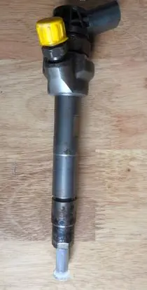 BMW 7 F01 F02 F03 F04 Fuel injector 0445110478