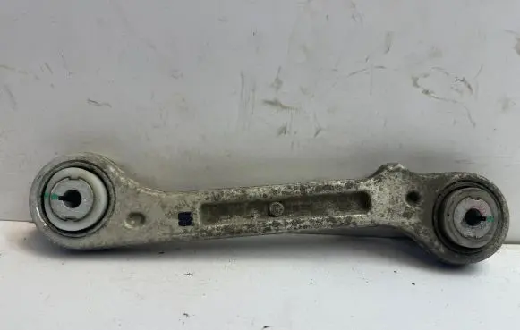 Maserati Levante Rear upper control arm/wishbone 06700320160