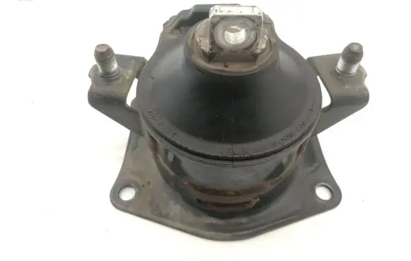 Honda Accord Engine mount bracket