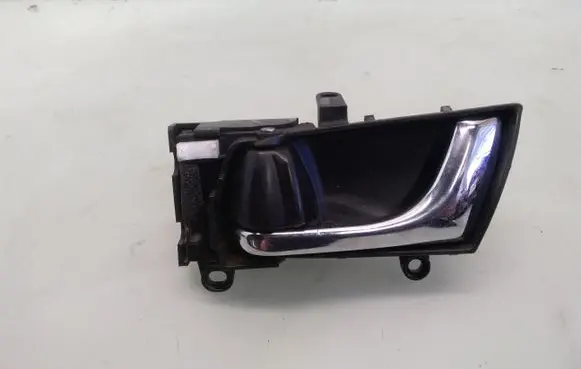 Subaru Legacy Front door interior handle