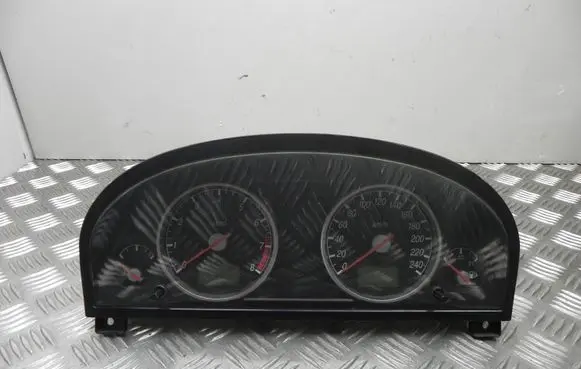Ford Mondeo Mk III Speedometer (instrument cluster) 1S7F10841BDBEBF B1204