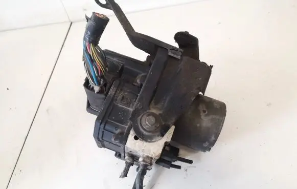 Toyota Avensis T250 ABS Pump 4454005030 44540-05030