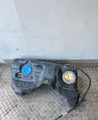 BMW 5 G30 G31 G38 Fuel tank 7487285 7476107